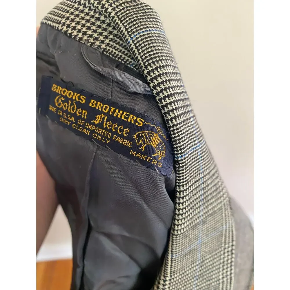 1990s 44 R Brooks Brothers Golden Fleece Black White Blue Glen Plaid Wool Suit